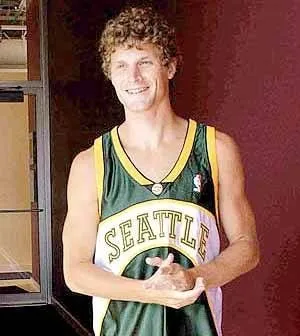 [消失於茫茫人海之中]曾經的超音速控衛-Luke Ridnour - NBA - 籃球 | 運動視界 Sports Vision