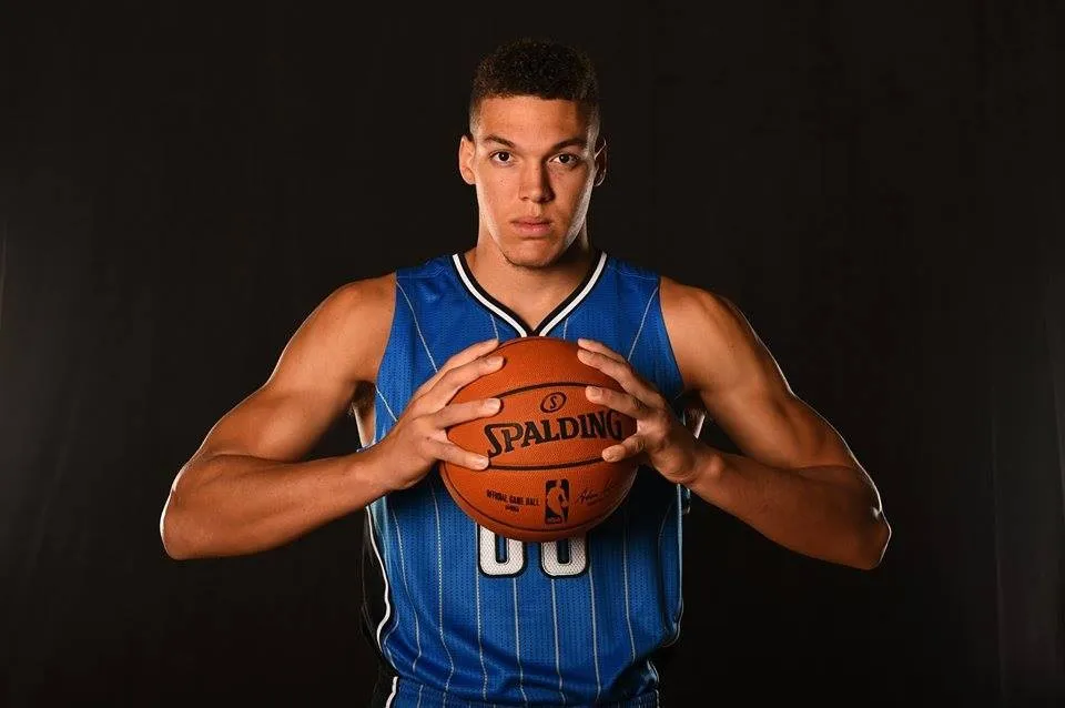 與灌籃冠軍插肩而過的Aaron Gordon，為何像「突破地心引力」一樣崛起？ - TNL The News Lens 關鍵評論網