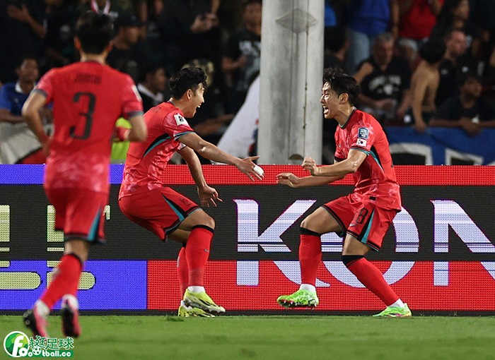 World Cup - AFC Qualifiers - Group C - Thailand v South Korea
