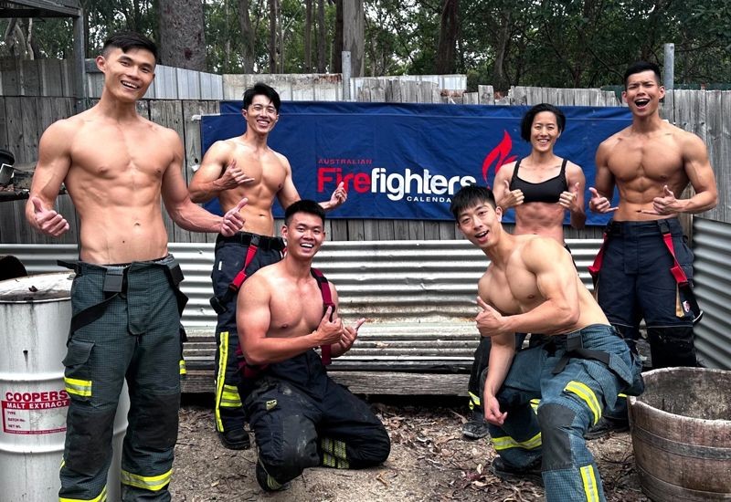 台灣消防員拍攝2025年月曆花絮照曝光。（翻攝自消防署臉書）