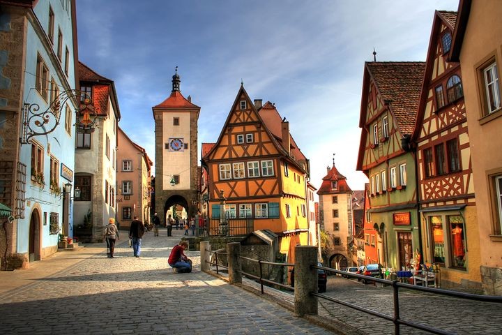 ▲「中世紀寶石」羅騰堡。　圖：Shutterstock／來源