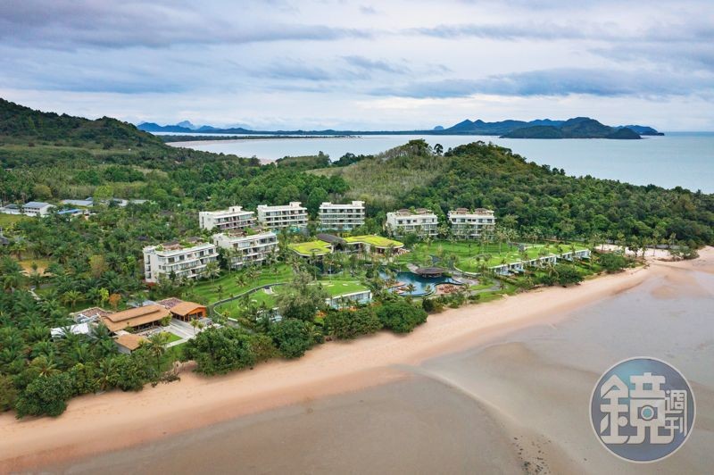 2023年8月7日新開幕的「Anantara Koh Yao Yai Resort & Villas」，是大長島規模最大的度假村，距離普吉島船程約30分鐘。