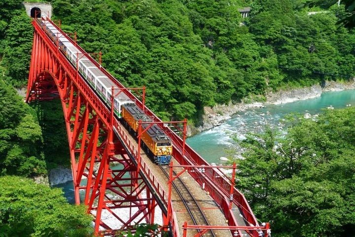 ▲黑部峽谷鐵道。　圖：東南旅遊／提供