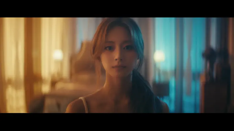 ▲主打曲〈Run Away〉由經紀公司創辦人兼歌手朴軫永（JYP）親自操刀製作，子瑜還親自為收錄曲〈Fly〉填詞。（圖／JYP Entertainment YouTube）