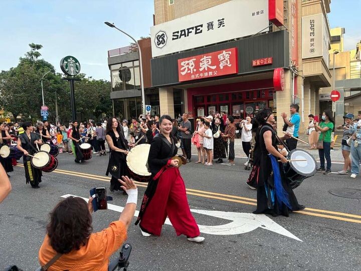 ▲2024南瀛國際民俗藝術節開幕踩街。　圖：台南市政府觀光旅遊局／提供