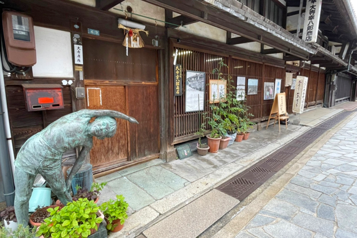 ▲「金屋町」老街上有數家提供手工藝體驗的店家。　圖：向日遊／提供