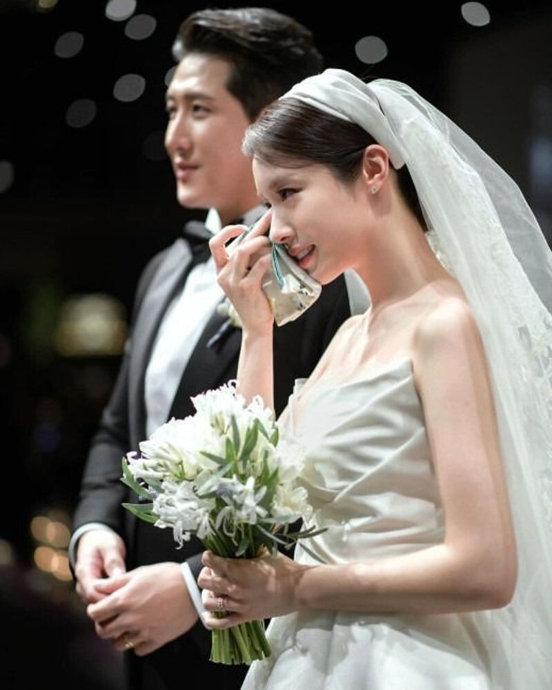 朴芝妍與黃載均在2022年結婚，婚齡未滿2年已畫上句點。（網路圖片）