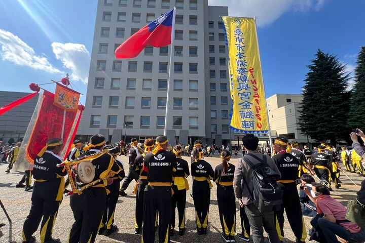 ▲「三陸藝能大發現高峰會」今年於八戶舉行，特邀台南的金獅陣前往演出。　圖：向日遊／提供