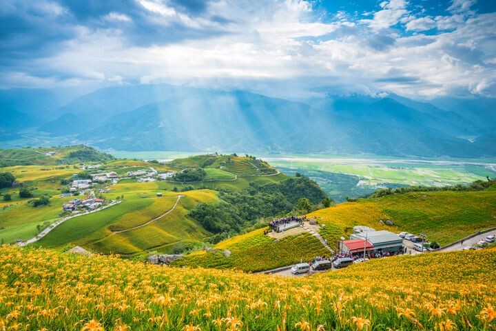 ▲想到東台灣來趟親近山水的自由旅行，【環島之星．花蓮自由行2天】每人最低只要3,750元起。　圖：易遊網／提供