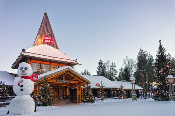 ▲拜訪北極圈的聖誕老人村，別忘記寄送紀念明信片。　圖：shutterstock／來源