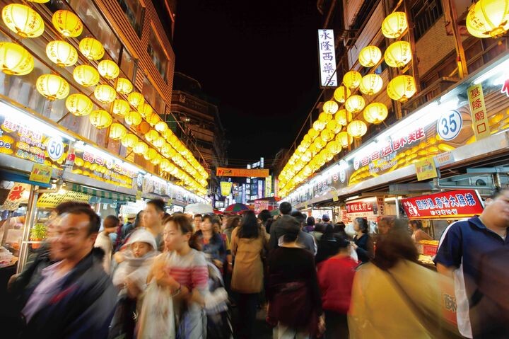 ▲基隆廟口夜市。　圖：北海岸及觀音山國家風景區管理處／提供