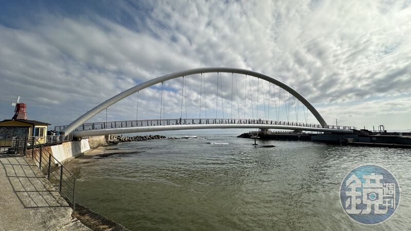 「江門立木橋」為當地的地標。