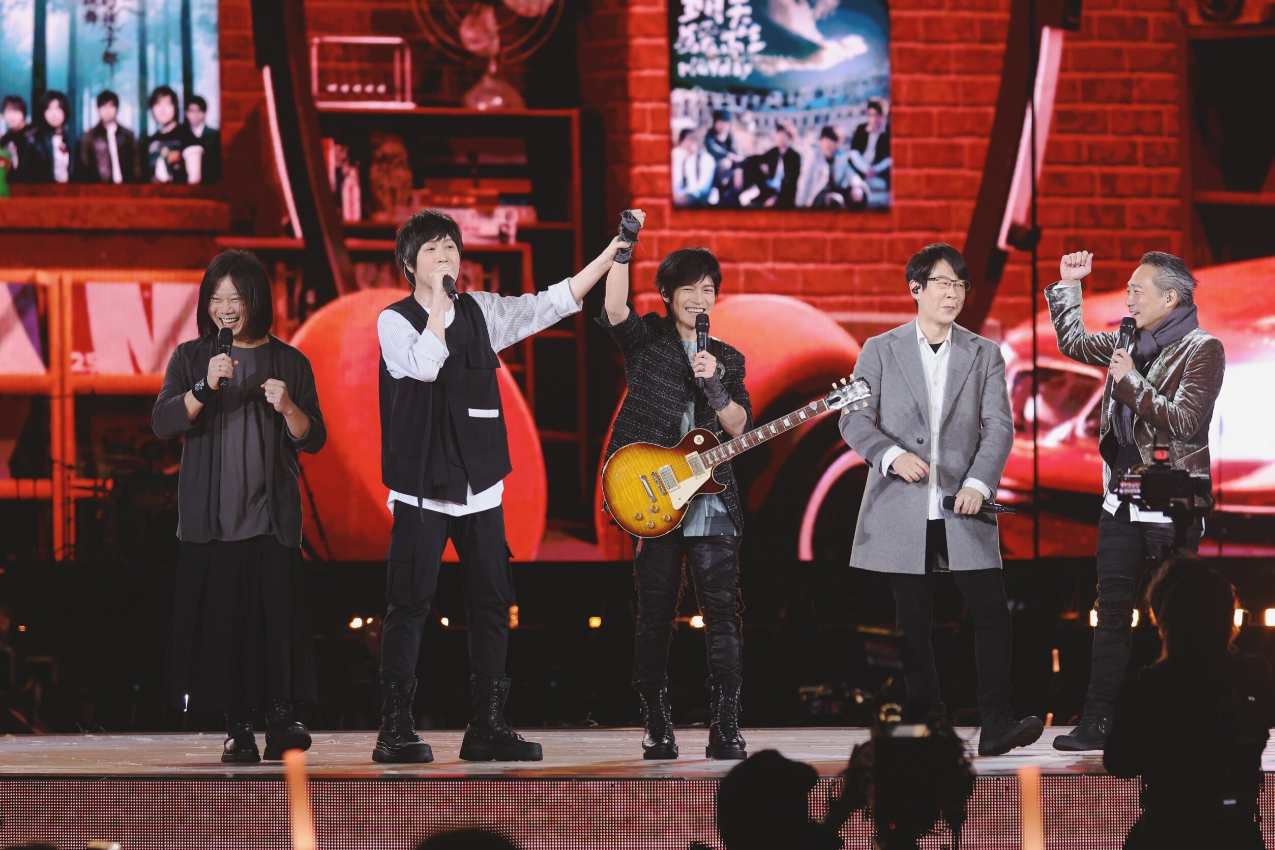 **五月天《回到那一天》25週年巡演:音樂與回憶的盛宴**