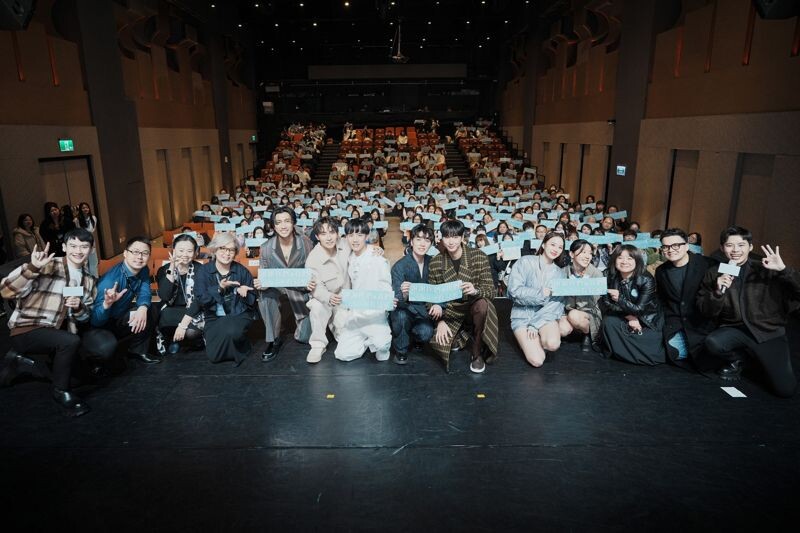 《看見愛》昨（8日）在三創CLAPPER STUDIO舉辦終映見面會，與劇迷一起欣賞大結局。（大鴻藝術BIG ART提供）