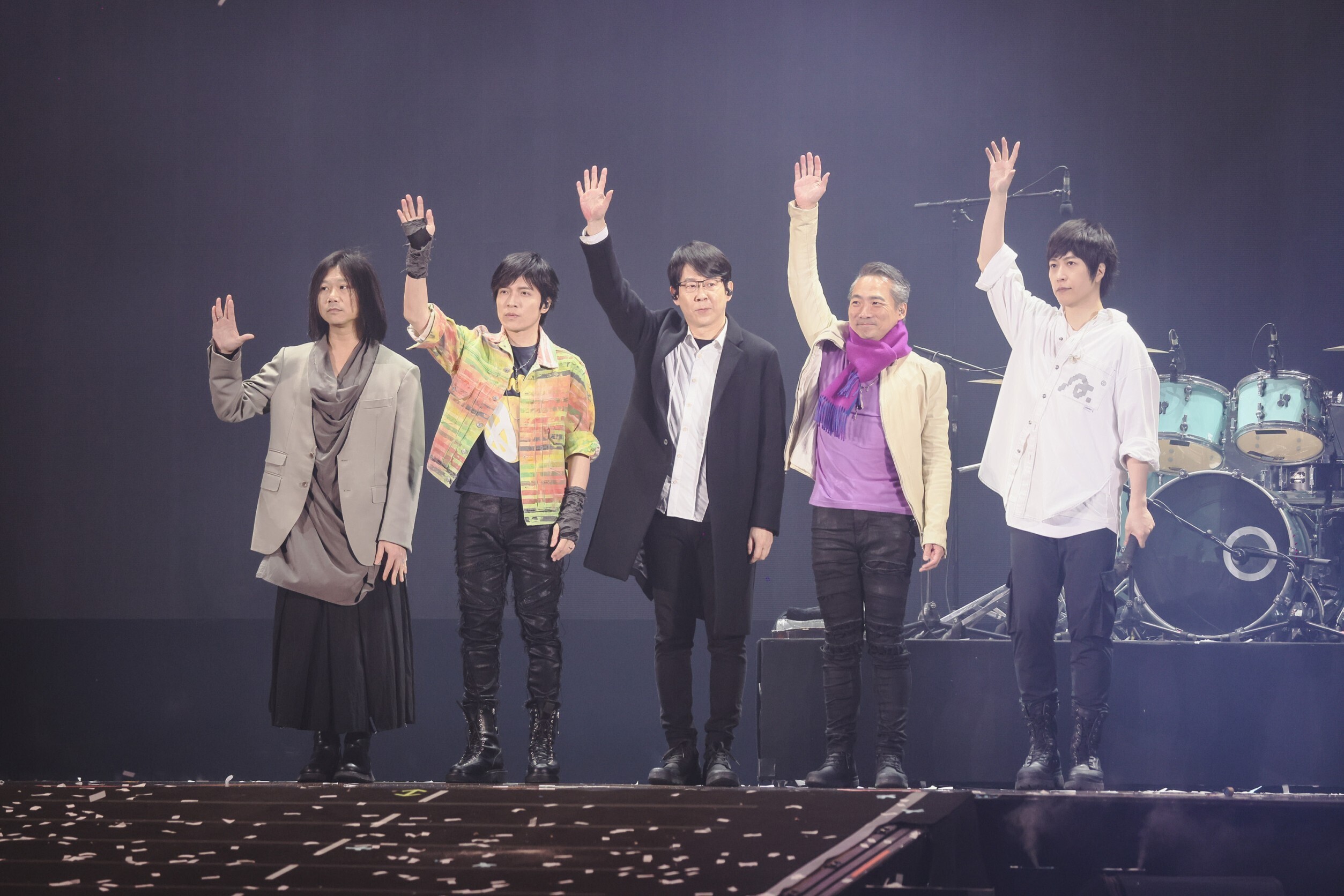 **五月天《回到那一天》25週年巡演:音樂與回憶的盛宴**