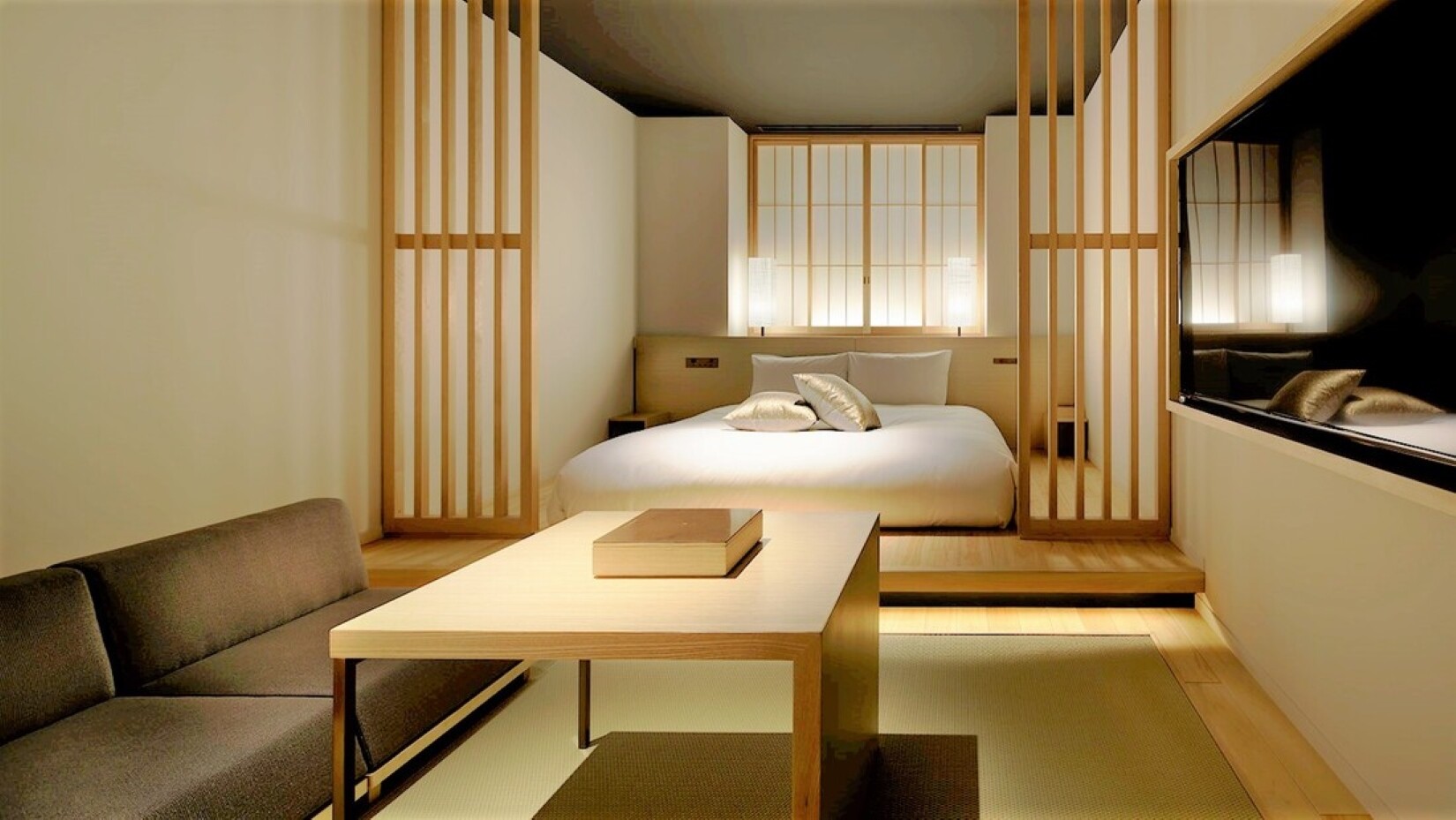 ▲以傳統日式美學為靈感，結合現代設計的「京都甘樂飯店」，為旅客提供一處靜謐休憩之所。　圖：樂天旅遊／提供