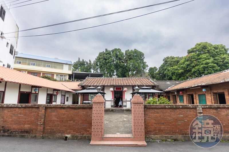 「穎川美食館」低調藏身70年三合院,料理也相當美味。