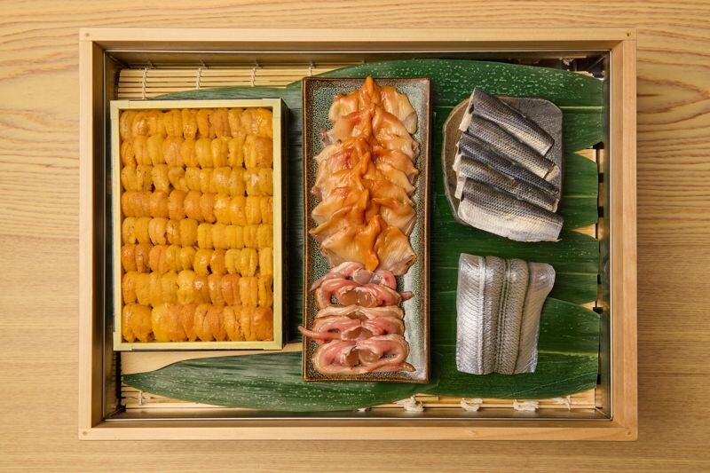 鮨嘉仁使用的食材,99.9%來自日本,且大多來自料理長熟悉的豐洲市場。(鮨嘉仁提供)