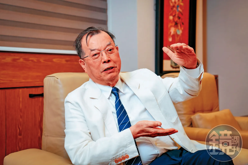 力晶集團創辦人黃崇仁也是美食老饕,這回投資高檔日本料理,大手筆挖角京都一星料理長來台。(資料照片)