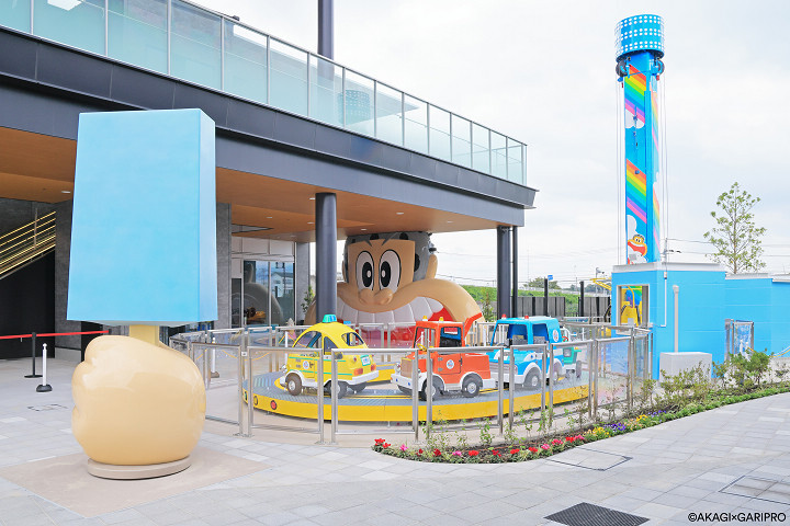 在深谷花園PREMIUM OUTLETS®中的國民冰棒「嘎哩嘎哩君」的樂園能買到各種周邊。　圖：向日遊顧問有限公司／提供