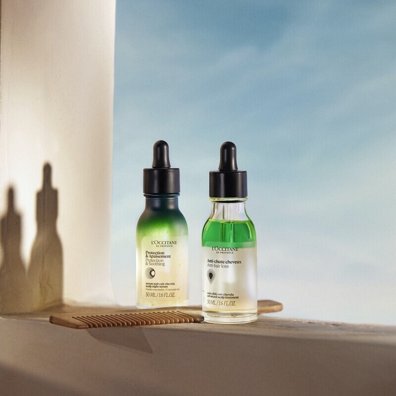 L'OCCITANE歐舒丹(左)草本頭皮養髮精華50ml，NT1,480、(右)草本豐蘊養髮精華50ml，NT1,480