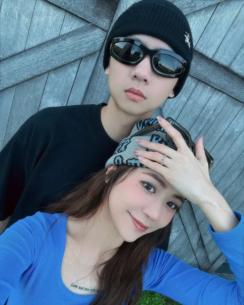 ▲金陽在2月27日向Bibi求婚成功，看起來幸福甜蜜。（圖／Bibi IG）