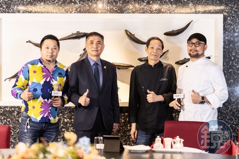 海峽會去年交棒給御嶺國際主導經營,(右起)廚藝總監方永銘、粵菜名廚鄺啟明、御嶺國際副董事長暨海峽會董事李日東、海峽會執行長林奕寬。