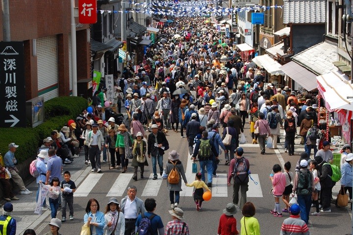 ▲有田陶器市總是吸引來大批人潮。 圖：佐賀縣觀光連盟╱提供