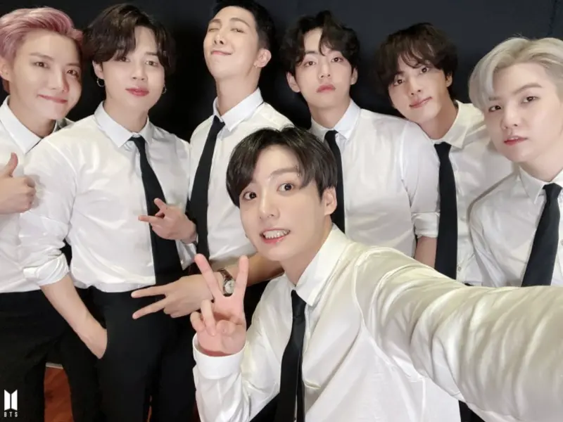 ▲BTS為韓國帶來了巨大的經濟商機。(圖/BTS臉書)