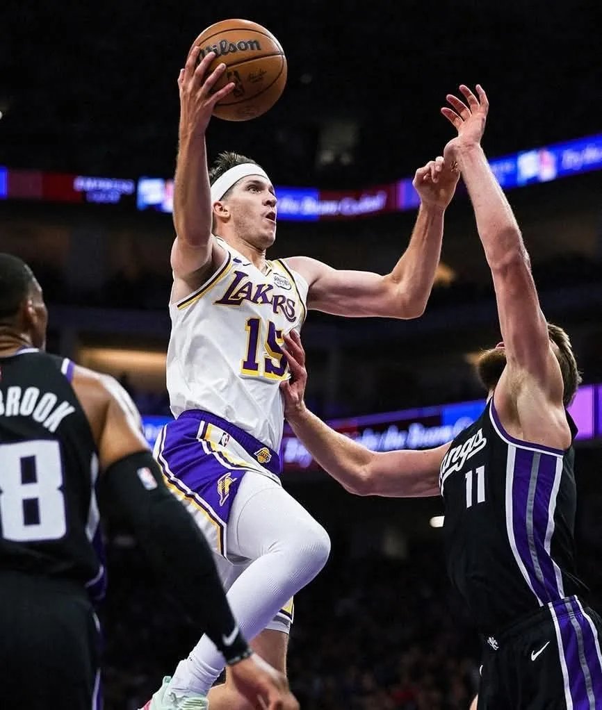 Austin Reaves 掌控戰局，率湖人客場擊敗國王 - NBA - 籃球 | 運動視界 Sports Vision