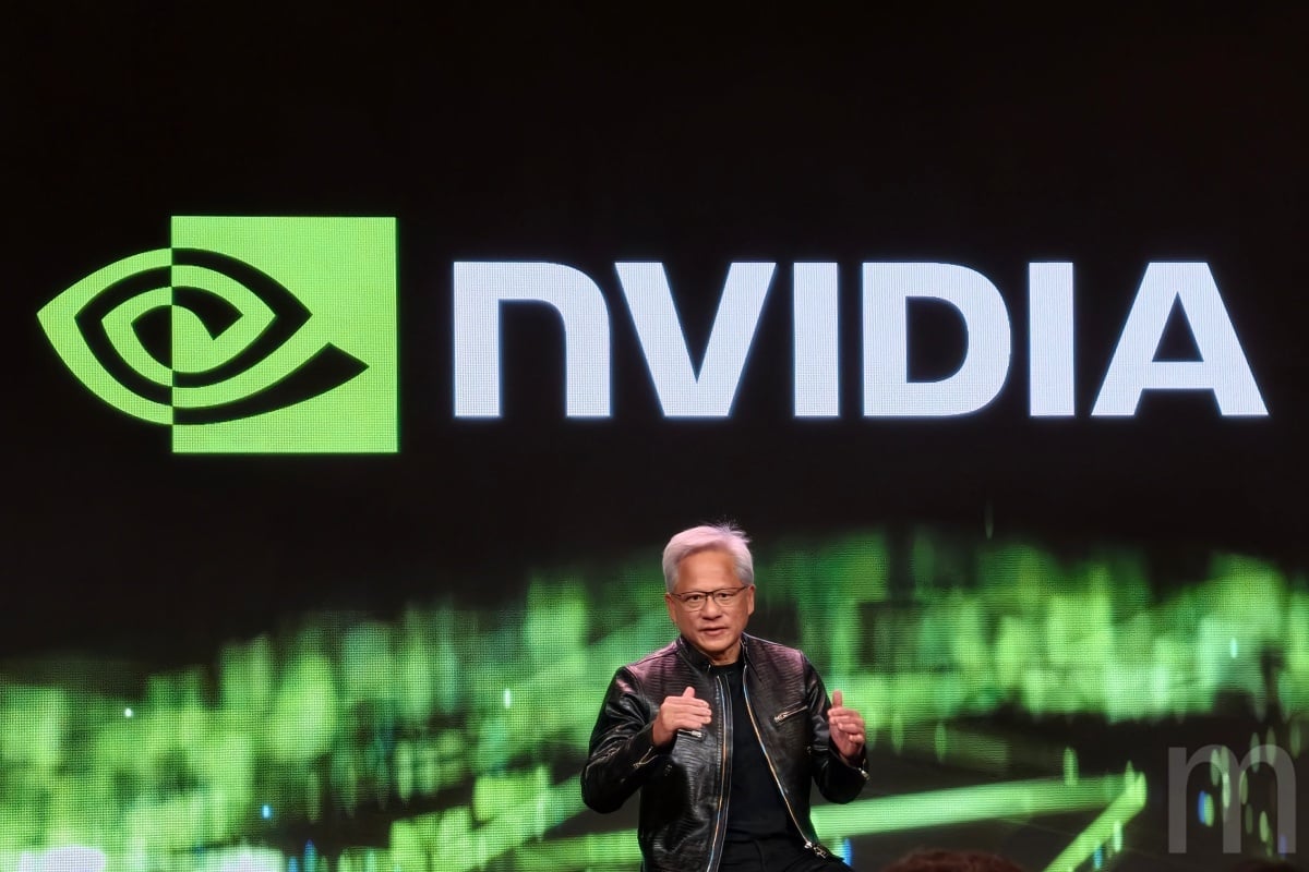 訪談／不只是晶片，更是「AI工廠」的革命，黃仁勳談NVIDIA如何讓運算摩爾定律「超頻」