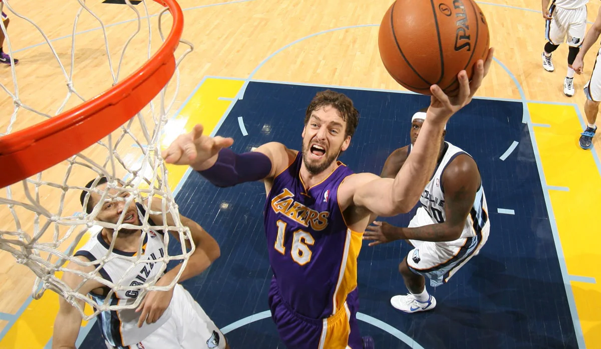 Pau Gasol 加盟湖人的實力與影響解析