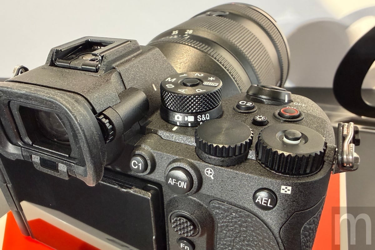 高畫素與速度的終極融合!Sony α7R VI在台登場,6700萬畫素堆疊式感光元件、連拍可達30fps