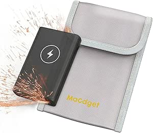 Fireproof Bag 移動電源用 防火包 國際認證機關 ilac-MRA試驗所 已透過起火試驗合格 耐熱 耐火 磁鐵開合 收納包 防火袋 防爆 防災 雙重封止構造 高耐久材料 SGS認證/MAJET 防火袋 (Gray/M尺寸)