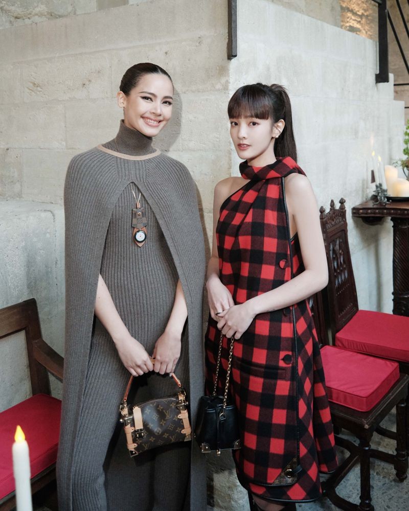 王淨LV南法大秀和泰版《當男人戀愛時》女主Yaya意外成好友。(狗狗與花工作室提供)
