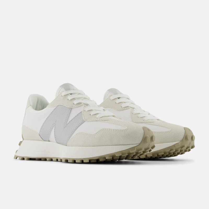 New Balance 327 復古跑鞋搭配標誌性N字Logo