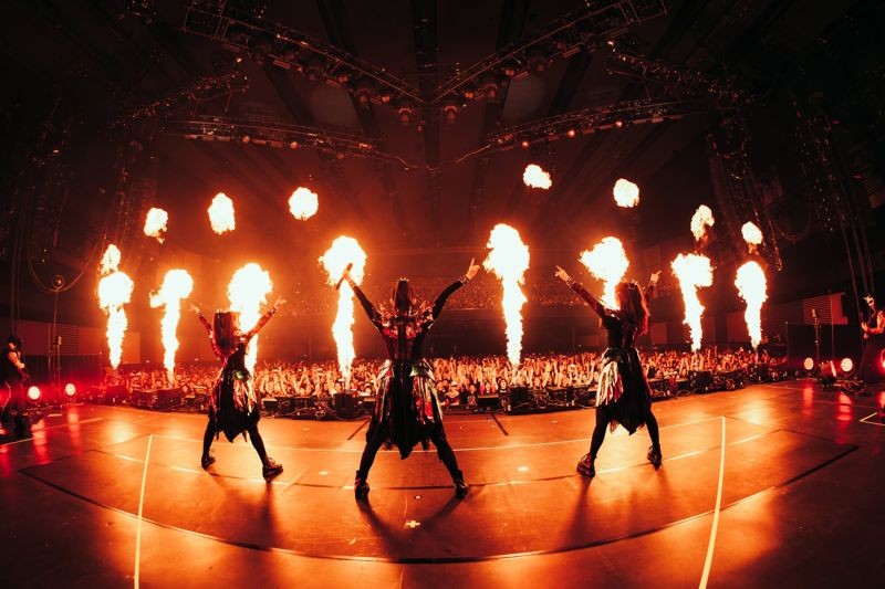 BABYMETAL在2023年以三人體制重啟,與全球歌迷狂歡。(翻攝BABYMETAL X)