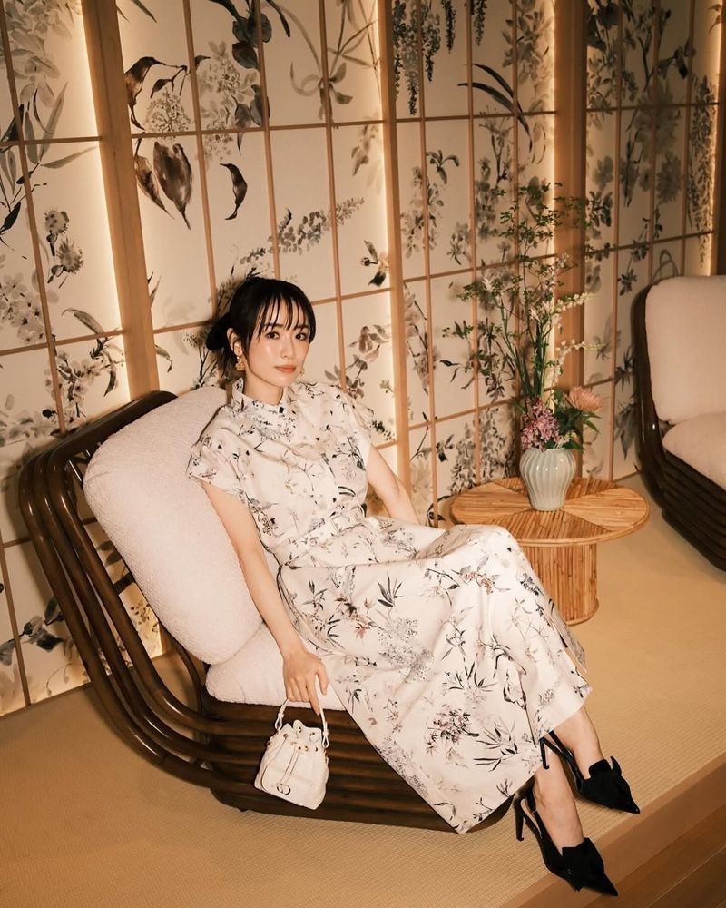 泉里香與谷口彰悟,兩人低調交往多年,終於修成正果。(翻攝自泉里香 IG)