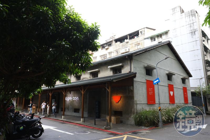 一號糧倉是建於1944年、具有防濕隔熱的統制倉。