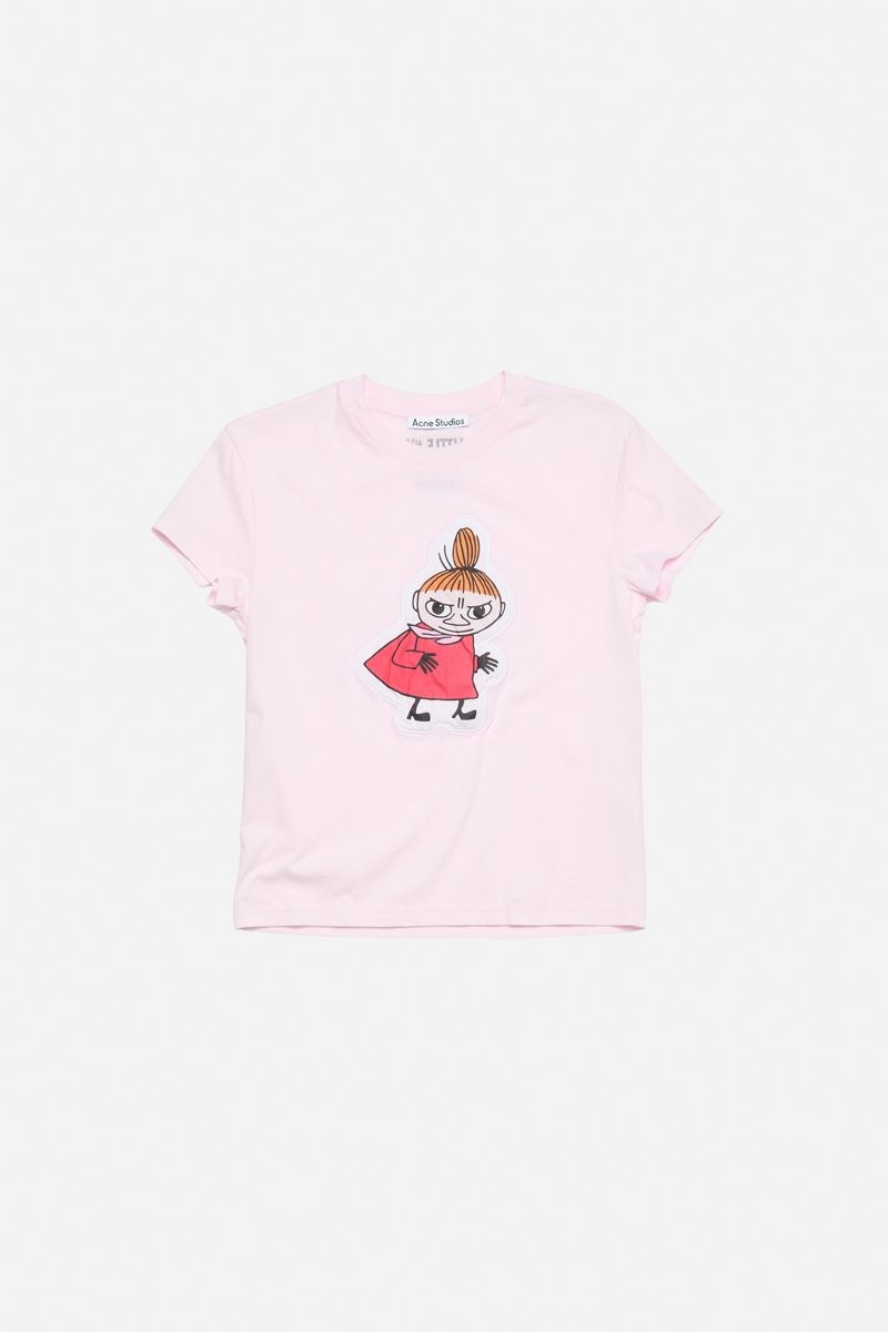 Acne Studios x Moomin短袖T-Shirt。NT$11,100(藍鐘提供)