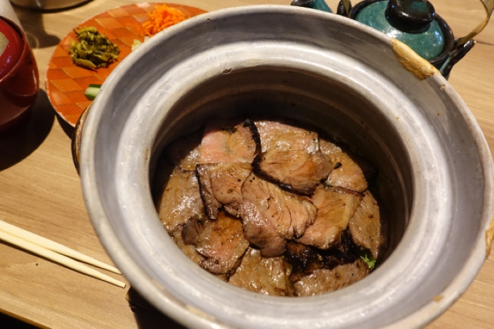 ▲豐後牛釜飯三吃,使用大分縣產的黑毛和牛,肉質鮮嫩多汁。 圖:Photo AC/來源