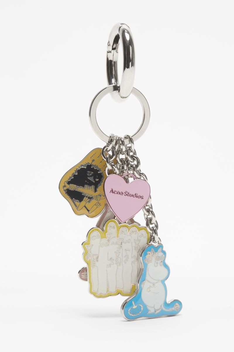 Acne Studios x Moomin鑰匙圈。NT$14,400(藍鐘提供)