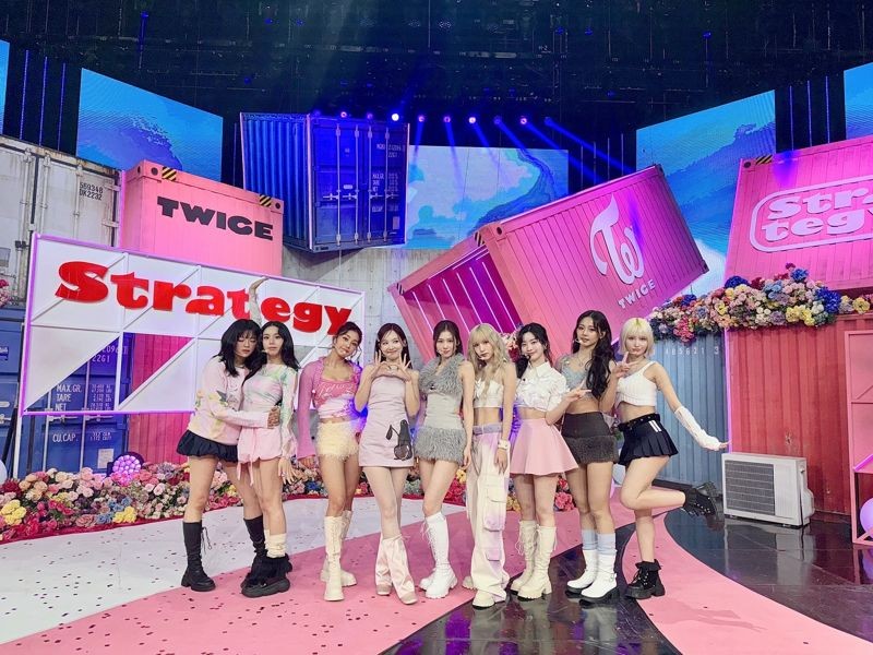 TWICE出道10年,終於要登上寶島台灣。(翻攝TWICE INS)
