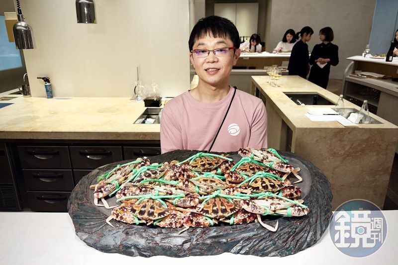 Li.nu堅持選用在地優質食材,並利用各種技法,以純粹方式呈現出食材最真實的美味。