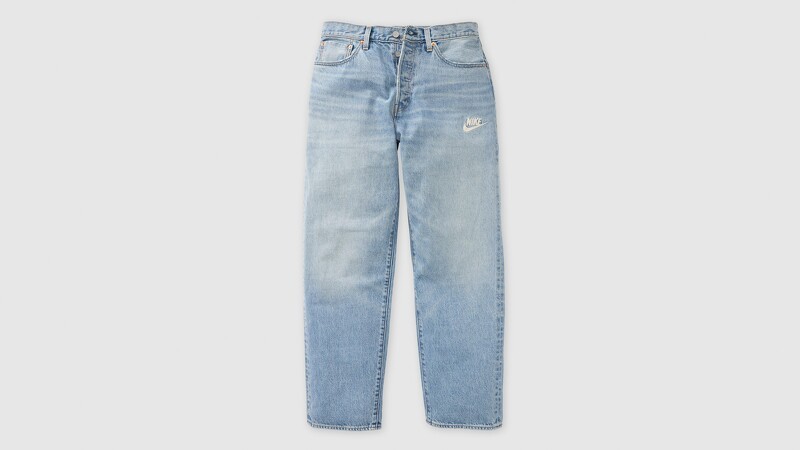 Levi’s® x Nike Baggy 寬管繭型丹寧褲 NT$4,900