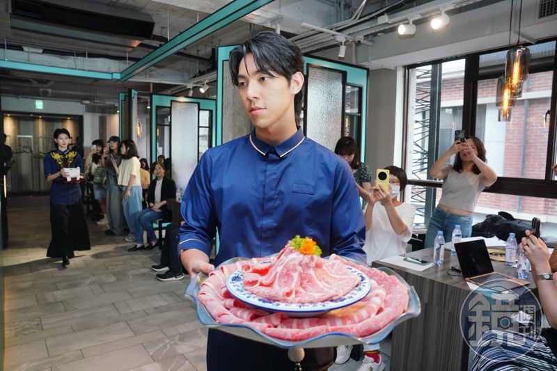 青花驕麻辣鍋二度與故宮展開聯名活動,打造視覺、味覺的多重饗宴。