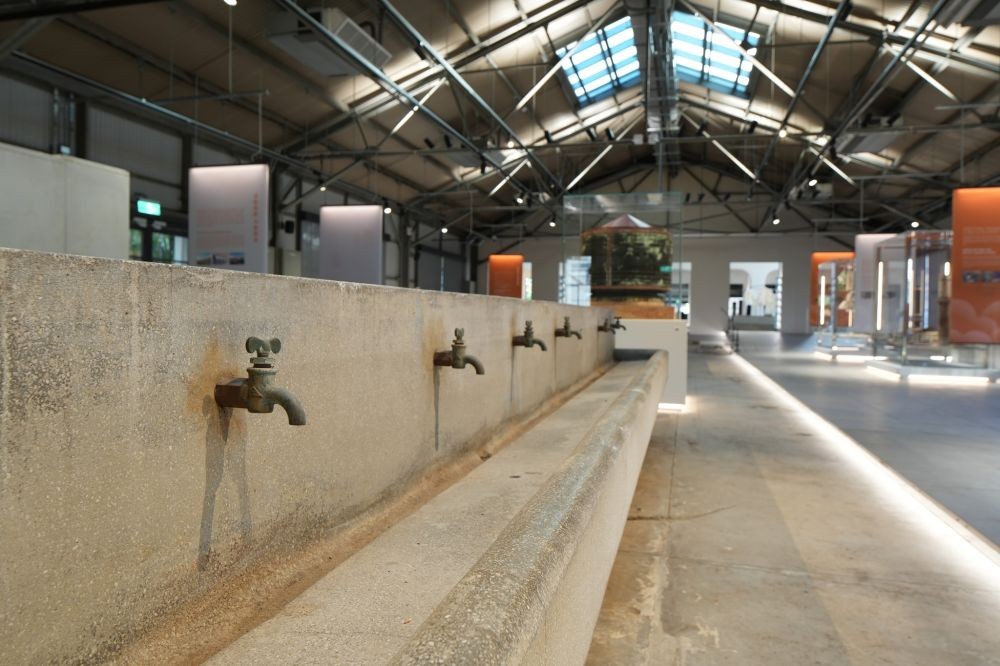 國家鐵道博物館《氤氳時代──員工澡堂常設展》一共分為三大區塊,見證台灣難得的大規模工業文化資產的新生過程。