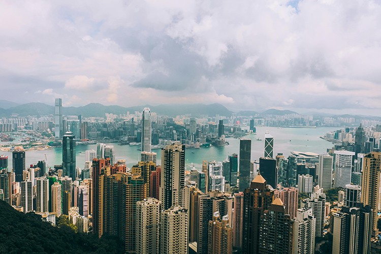 去年拿下亞軍的香港今年小小下滑一個名次位居第三名,圖為維多利亞港,整座香港的美景都能一眼望盡。