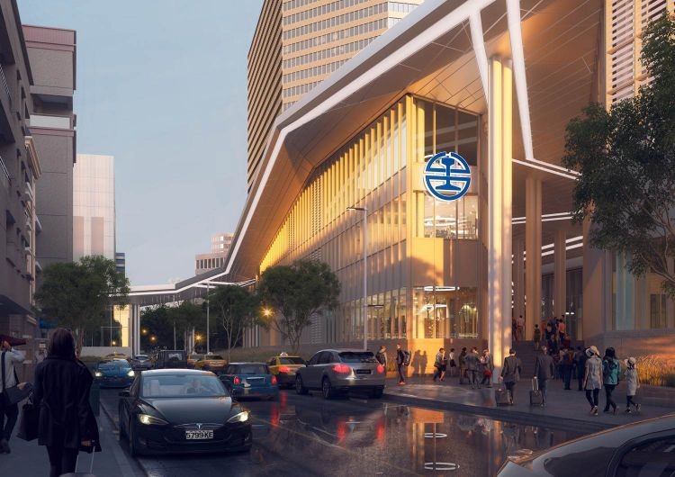桃捷「長庚線」未來將串聯「桃園新車站」。該站由荷蘭知名建築團隊 Mecanoo 設計,整體建築以金屬質感屋頂呈現未來科技意象,並透過幾何切割與虛實交錯的窗面設計,呼應桃園作為國際機場城市的定位。站體內部規劃多元商業空間,包含咖啡廳、餐廳及零售商店等,兼具交通樞紐與城市生活機能,預計於 2030 年正式完工啟用。