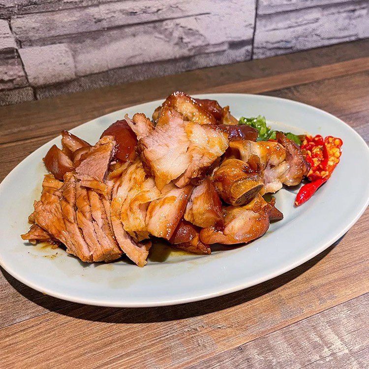 想吃得飽又滿足,「光興腿庫」絕對是在地人的口袋名單。